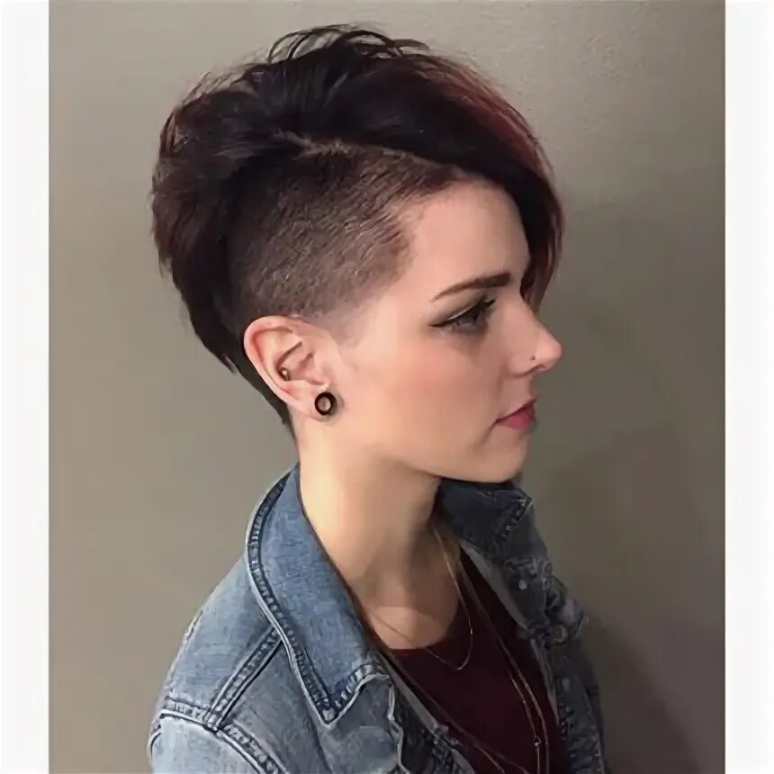 Прическа андеркат женская How-To: Rooty Pink Pixie - Behindthechair.com Short shaved hairstyles, Edgy hair