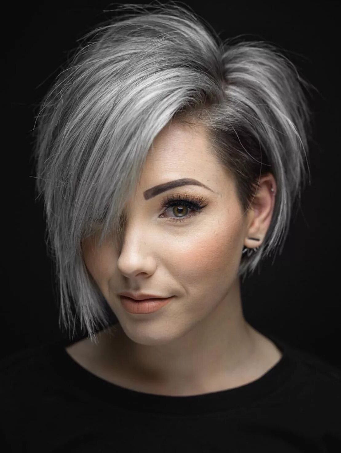 Прическа асимметрия Chloenbrown Insta Bob cut n colour ♣ Short hair cuts, Short hair styles, Thick h