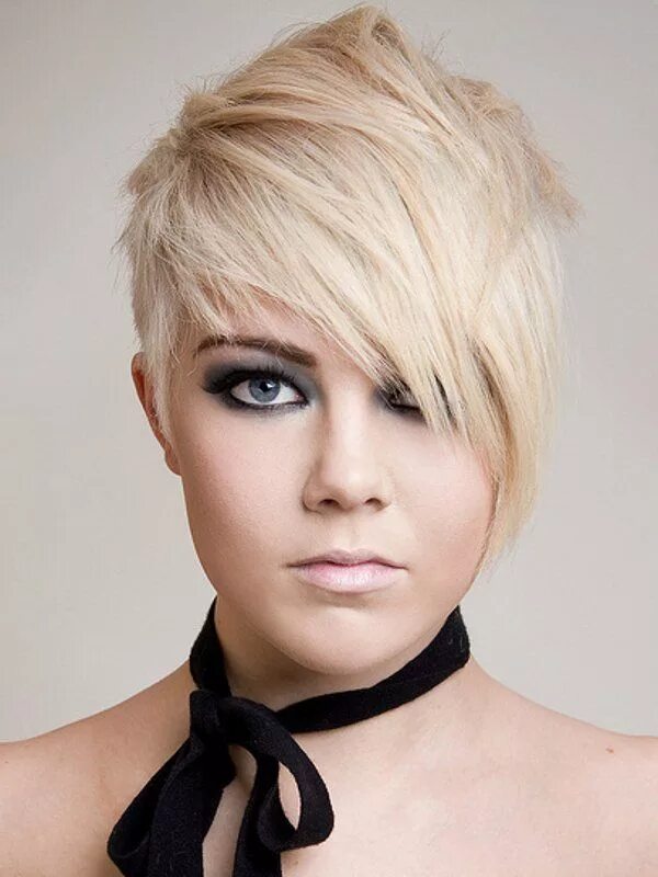 Прическа асимметрия фото Chic Short Hairstyles for Modern Women - Pretty Designs in 2024 Short hair long 