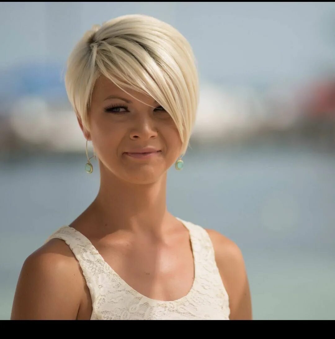 Прическа асимметрия женская короткая Красивые прически, стрижки - Фото OK.RU Short hair styles, Cool short hairstyles