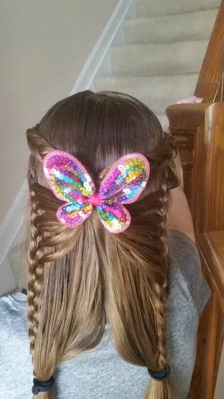 Прическа бабочка для девочки пошагово Butterfly hairstyle Butterfly hairstyle, Small girls, Hair styles