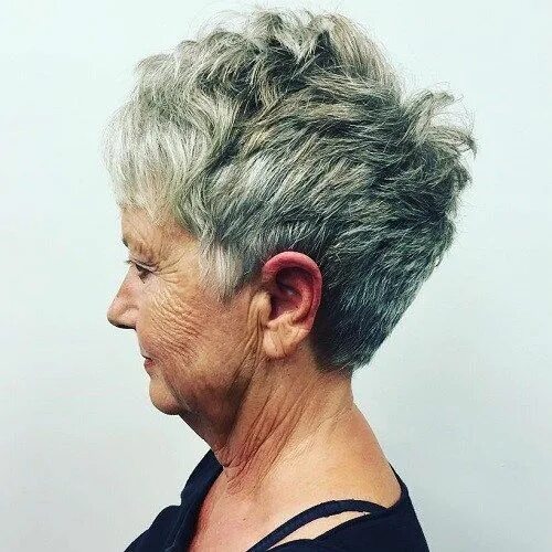 Прическа бабушке на средние волосы 60 Hairstyles and Haircuts for Women Over 70 to Rock in 2024 Short hair styles, 