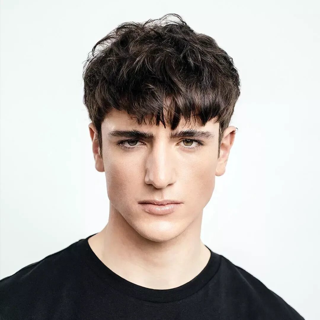 Прическа бахрома мужская 30 Trendiest Men’s Fringe Haircuts of 2023 Fringe haircut, Mens haircuts short, 