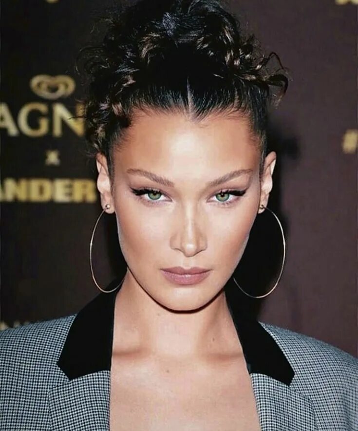 Прическа беллы хадид на короткие волосы Pin by Joanna_Vita on Bella Hadid Bella hadid, Bella gigi hadid, Bella hadid sty