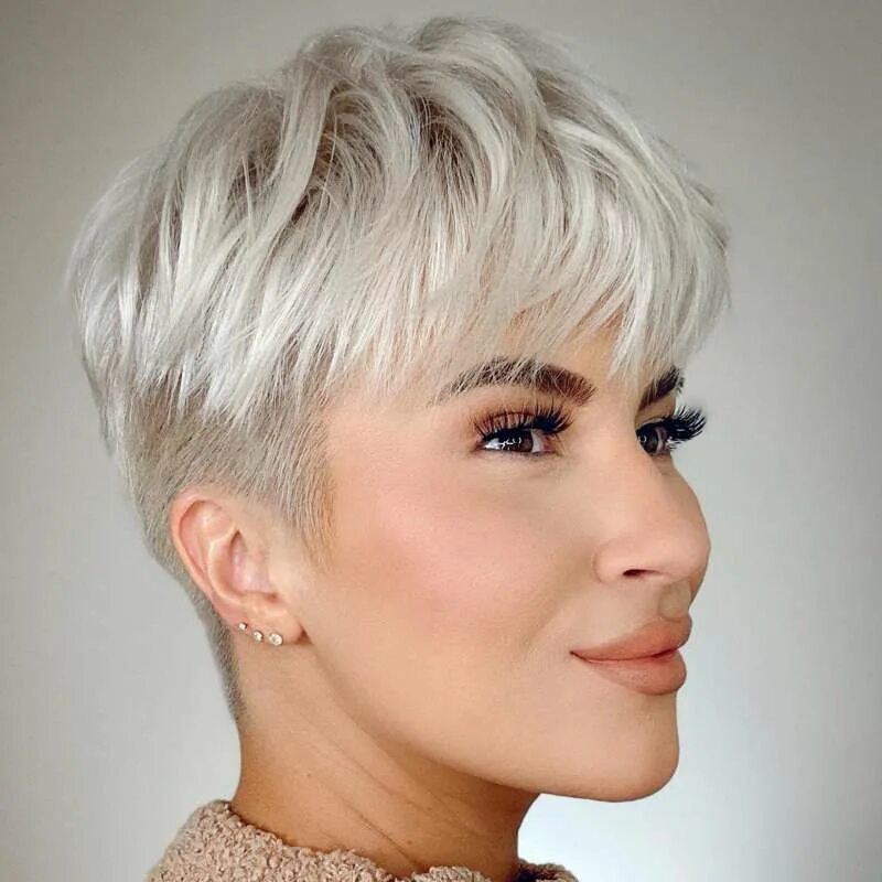 Прическа бикси фото 2024 Shaved pixie haircut: 10 elegant variations of this carefree and rejuvenating ha