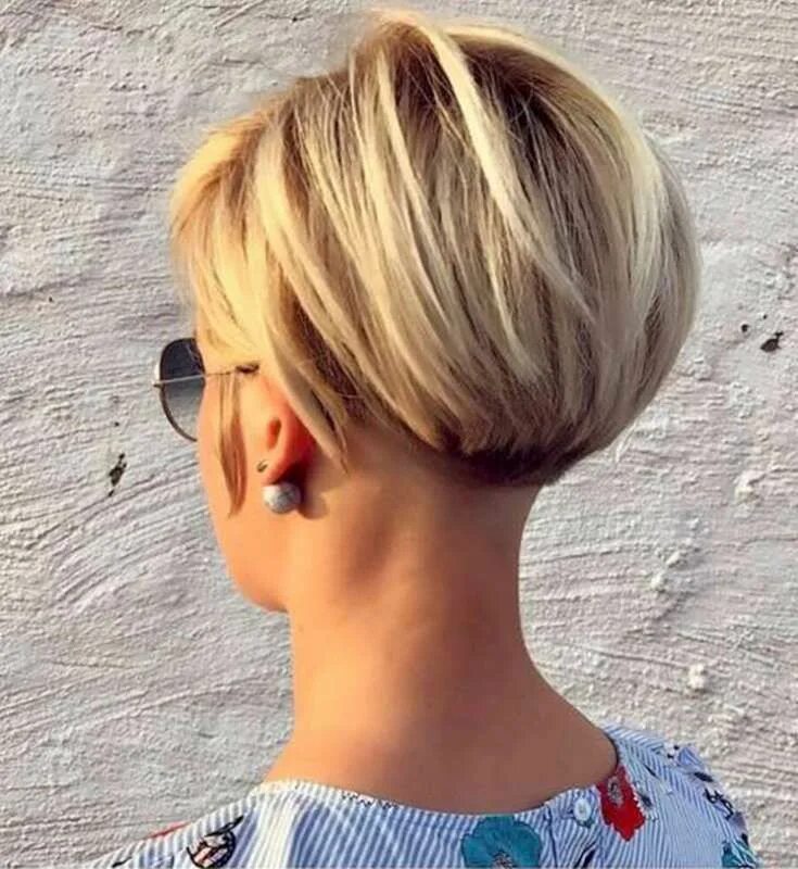 Прическа боб каре женская короткая фото Lavieduneblondie Short Hairstyles Fashion and Women Thick hair styles, Short bob