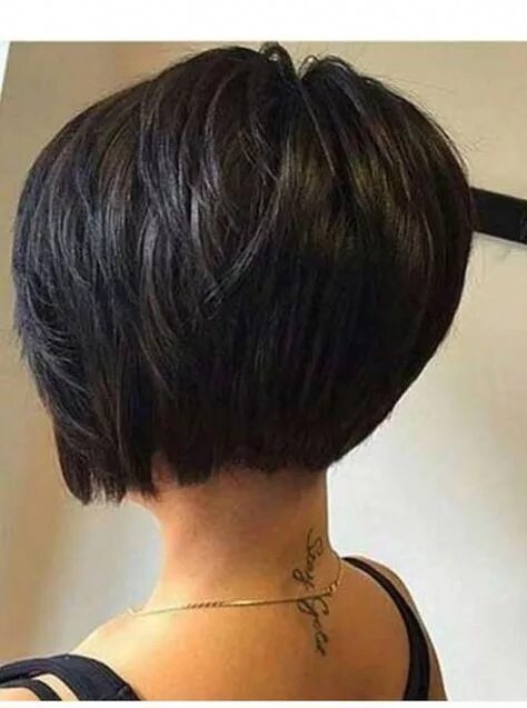 Прическа боб вид сзади фото Dislike the layering - to show Amber #cutebobhaircuts Bob hairstyles, Short bob 