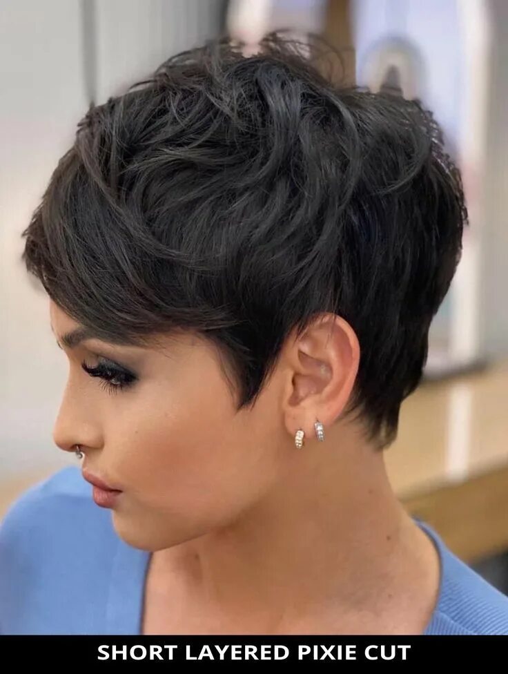 Прическа брюнетки на короткие волосы 28 Most Requested Short Pixie Haircut for a Chic Look Cortes de pelo, Cortes de 