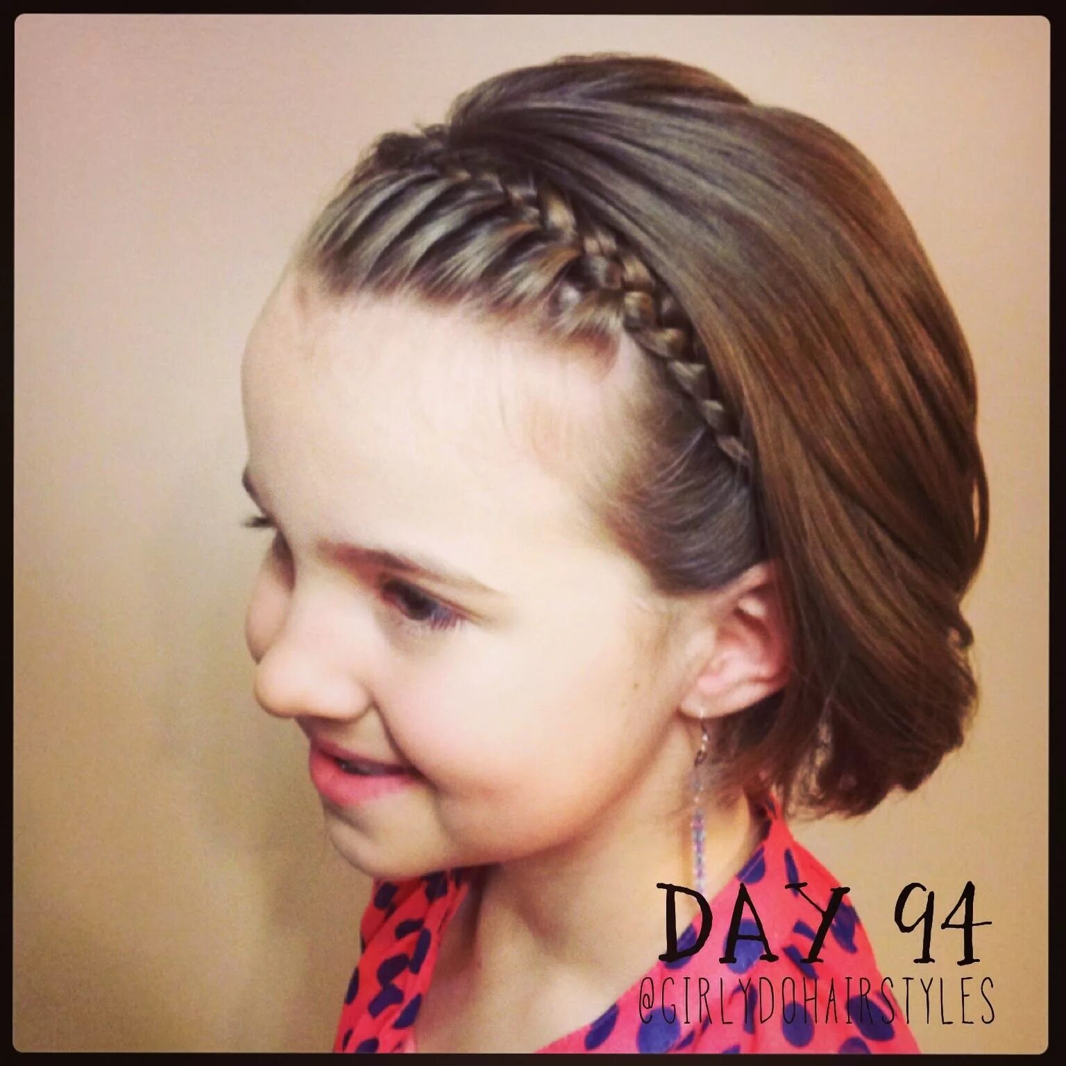 Прическа девочке на каре без челки Girly Do Hairstyles: By Jenn: Week 22 #girlydos100daysofhair Acconciature, Capel