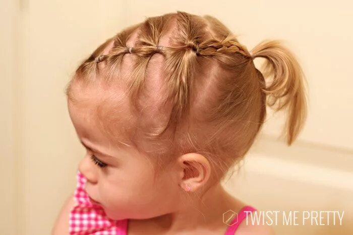 Прическа девочке на короткие волосы 2 Hairstyles for the wispy haired toddler Twist Me Pretty Toddler hairstyles girl,