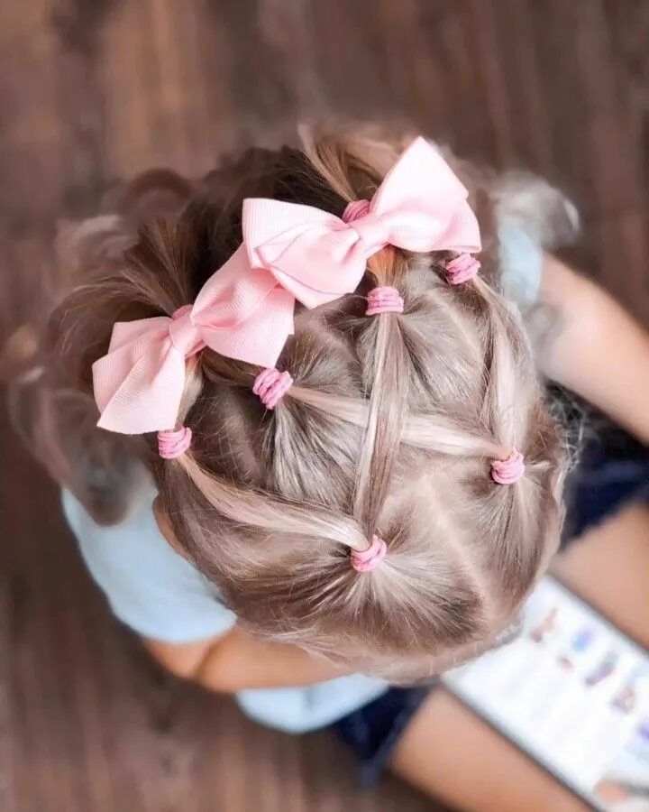 Прическа девочке с резинками на волосах Cute and Easy Toddler Girl Hairstyles for Medium to Long Hair