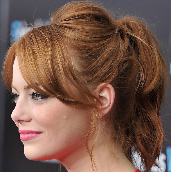 Прическа длинный хвост с челкой Emma Stone Loose Ponytail Cabelo com franja, Imagens de cor de cabelo, Cabelo