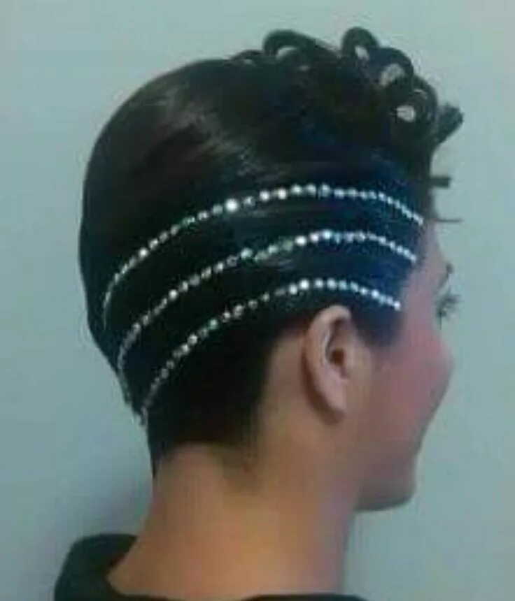 Прическа для бальных танцев на короткие волосы Pin by Jole Cardone on Acconciature Dance hairstyles, Ballroom hair, Dance compe