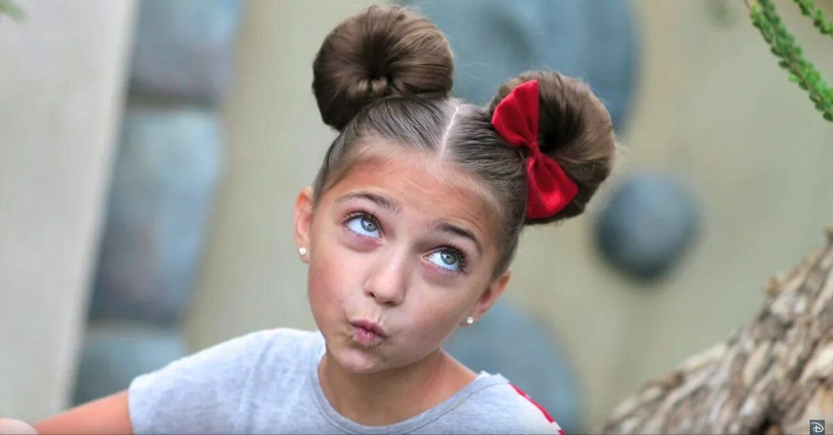 Прическа для девочки два пучка Why buy a pair of Minnie or Mickey Mouse ears when you can use your own hair to 