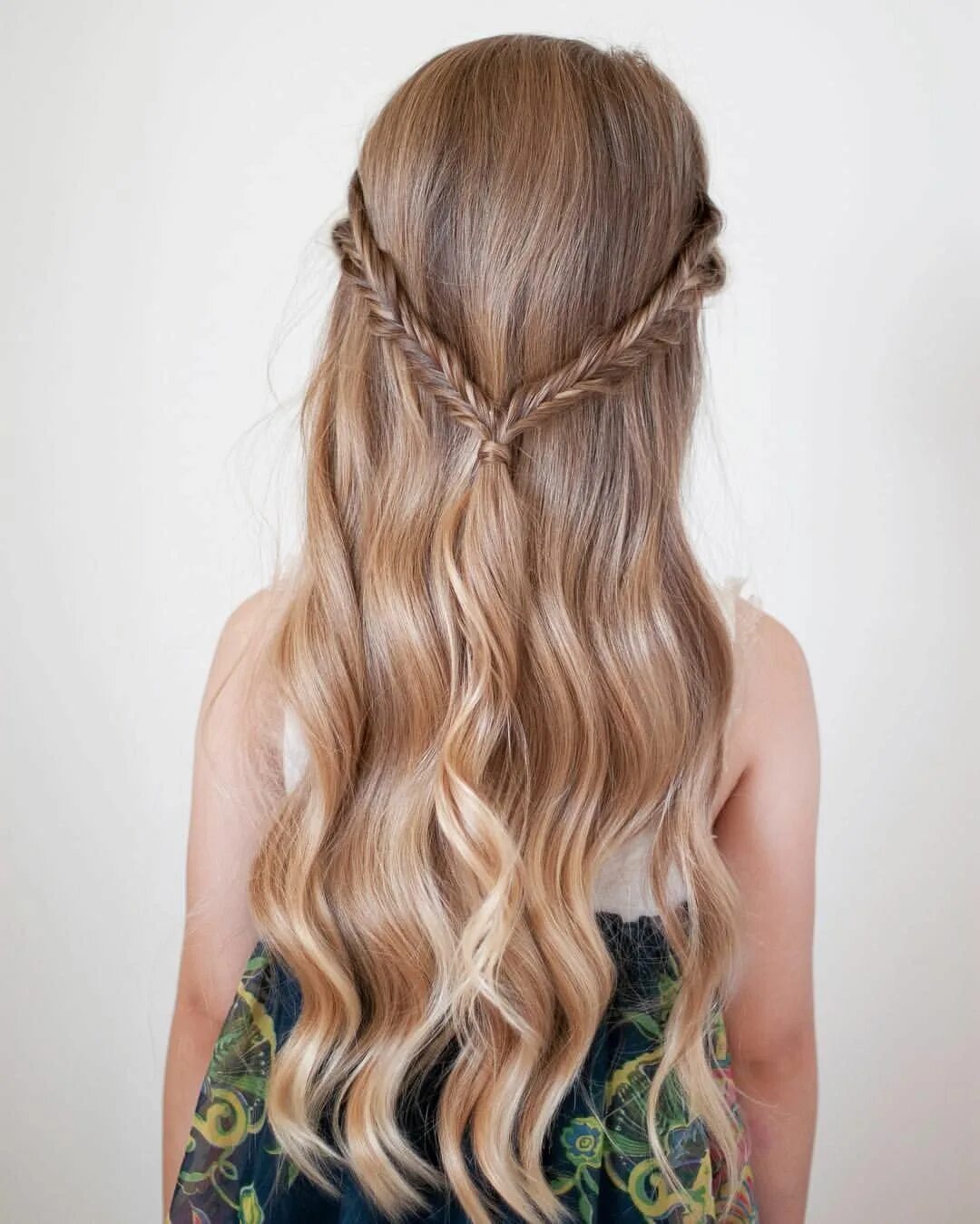 11 Rising Hair Stars on Instagram Girl hair dos, Girl hairstyles, Braided hairst