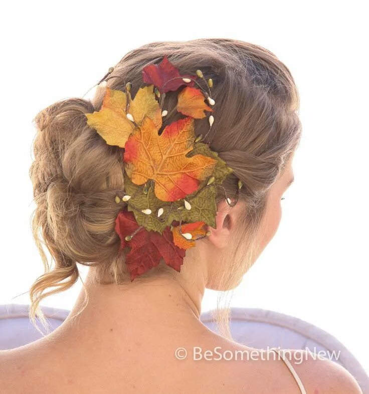 Прическа для девочки на праздник осени Afbeeldingsresultaat voor autumn leaves hair piece Fall wedding hairstyles, Autu