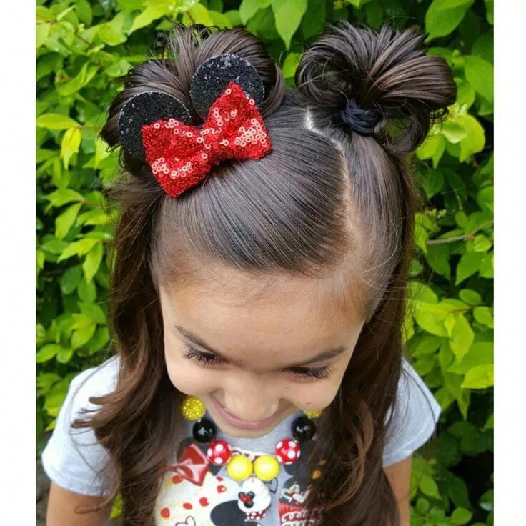 Прическа для девочки папе Itty-bitty Minnie Ears Clip #hairstyles hairstyles in 2019 Haircuts for curly ha