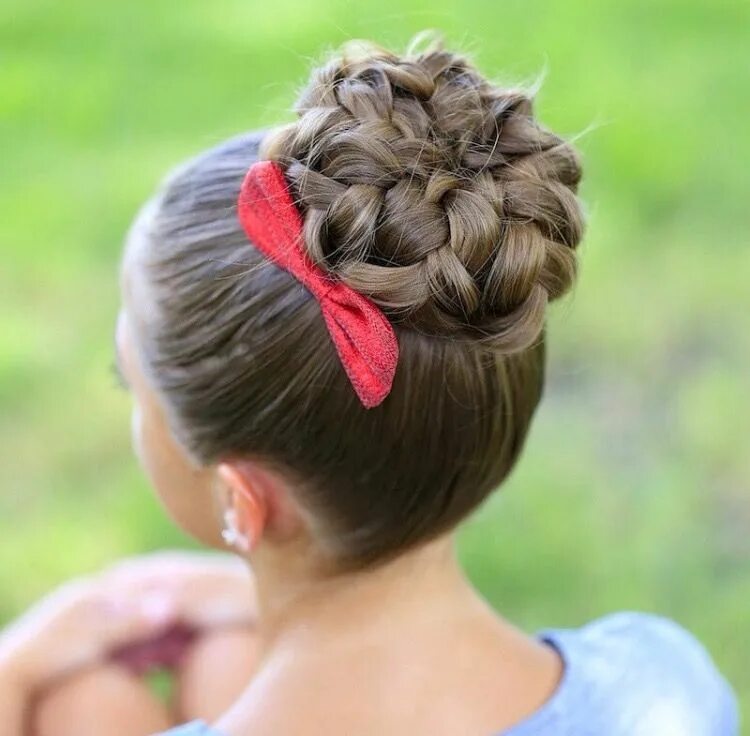 Прическа для девочки пучек Pin by Angela Brooks on Hair Dance hairstyles, Cool braid hairstyles, Recital ha