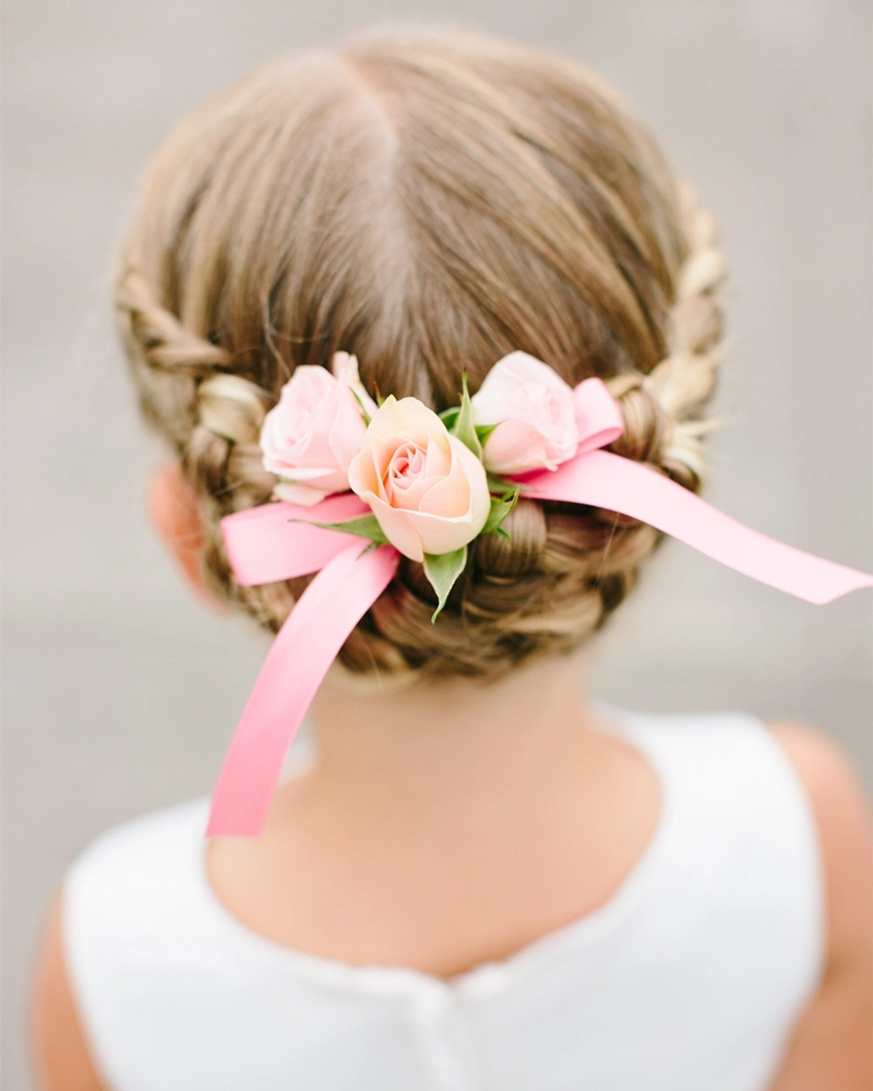 Прическа для девочки цветок 8 Of the Cutest Wedding Flower Girl Hairstyles You’ll Ever See - Tulle & Chantil