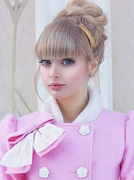 Прическа для девочки в стиле барби Pin on Fashion Cool hairstyles, Real barbie, Up hairstyles