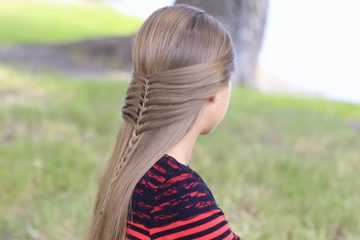 Прическа для девушек на каждый Mermaid Braid Braided hairstyles, French braid hairstyles, Mermaid braid