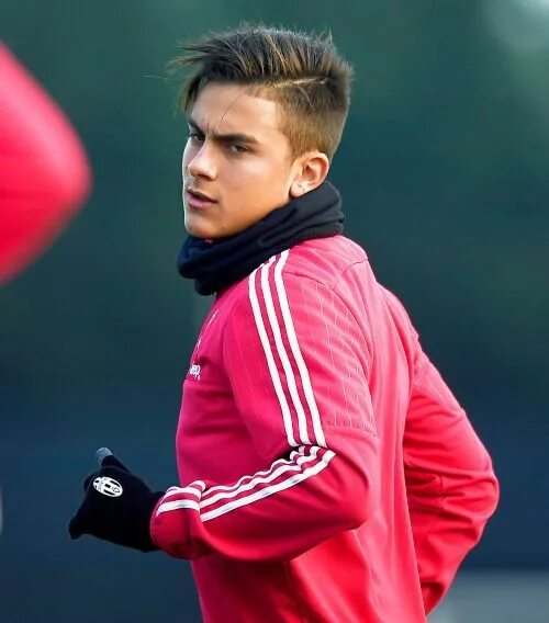 Прическа для футболиста 9 лет Paulo Dybala Hairstyle dybala e un genie della bivlwmr Futbolcular, Spor, Stil