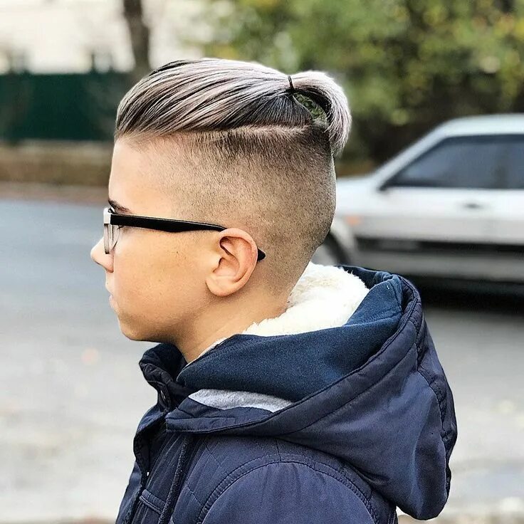 Прическа для мальчика 11 лет крутые модный Undercut Hairstyles for boys. Find more Incredible Ideas at barbarianstyle.net! 