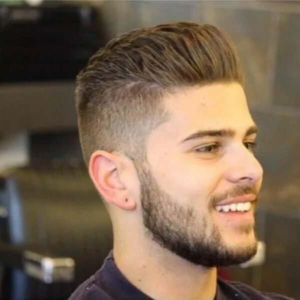 Прическа для молодого парня 2024 26+ Modern Quiff Hairstyles for Men - Men's Hairstyle Tips Mens haircuts fade, M