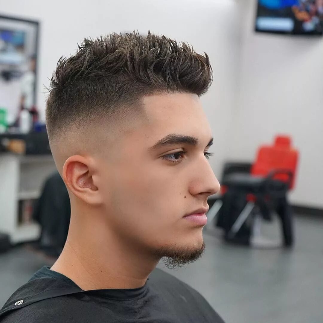 Прическа для молодого парня 2024 Men's Haircuts 2023 Mens hairstyles short, Cool hairstyles for men, Haircuts for