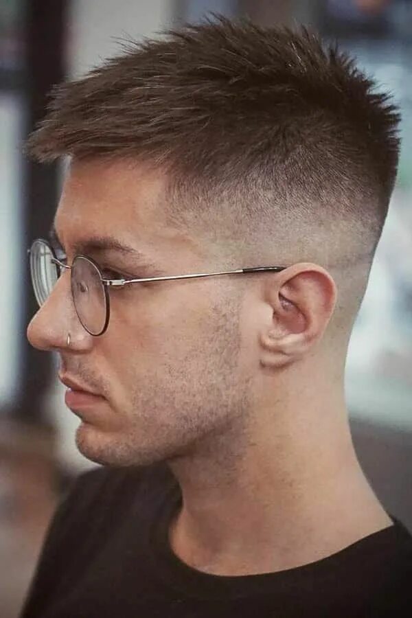 Прическа для мужчин короткая стрижка Mid Fade Magic: 60+ Haircuts For Men To Stylish Swagger Mid fade haircut, Mens h