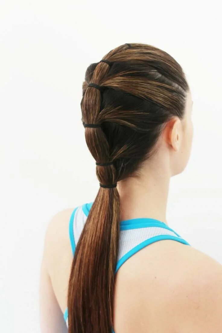 Прическа для спорта на длинные волосы спортивные укладки волос - Поиск в Google Sporty hairstyles, Gym hairstyles, Bal