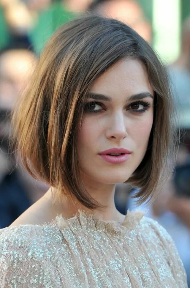 Прическа до плечей 30 Long Bob Haircuts We Can't Stop Screenshotting Oval face hairstyles, Square f