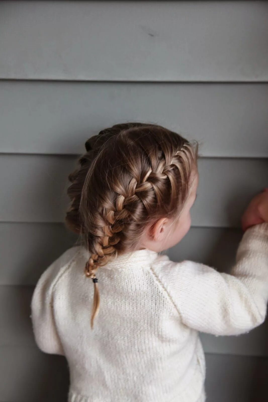 Прическа две косы для девочки Abella's Braids: Help for your Toddler's Hair! Pretty braided hairstyles, Flower