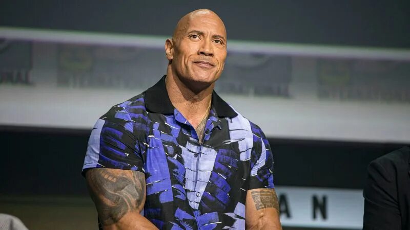 Прическа джонсона фото Dwayne 'The Rock' Johnson leaves the door open to future presidential run, but f