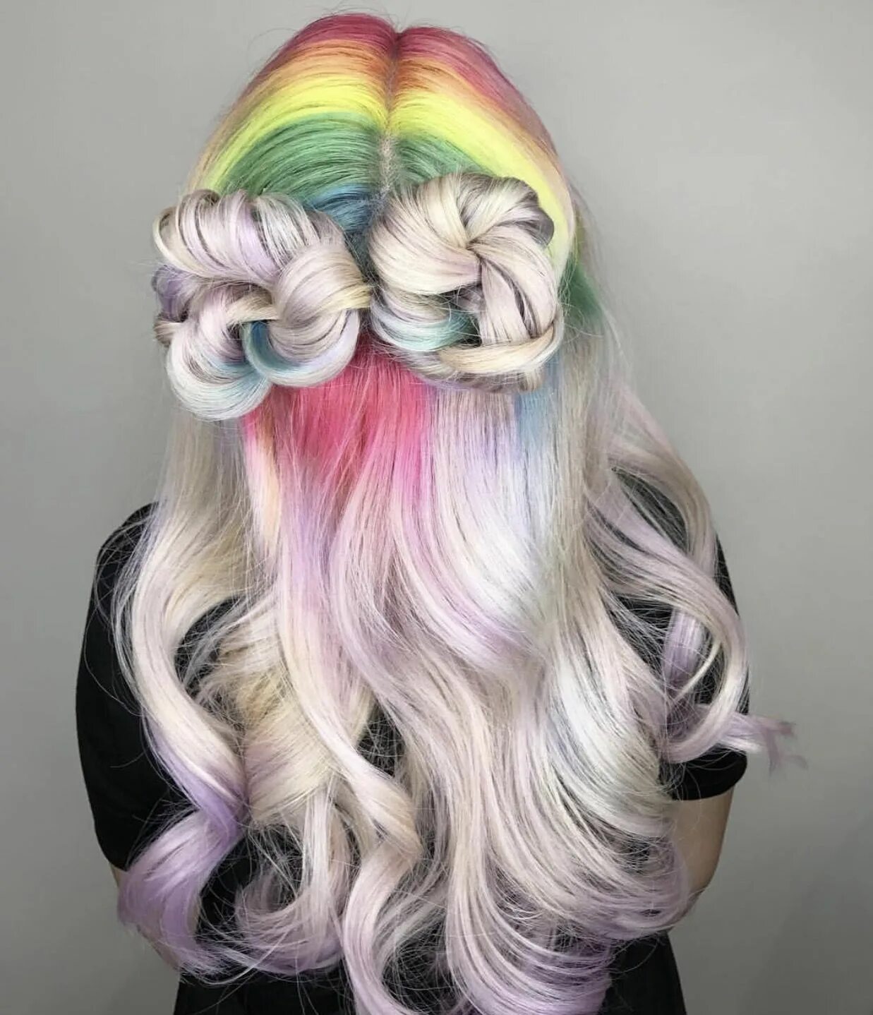 Прическа единорога для девочки Pin by Chita Beseau on Hair by Chita Beseau Rainbow hair color, Unicorn hair col