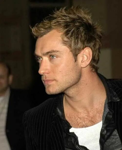 Прическа эффект мокрых волос мужская Messy Layered Hair Style Celebrities male, Haircuts for men, Mens hairstyles