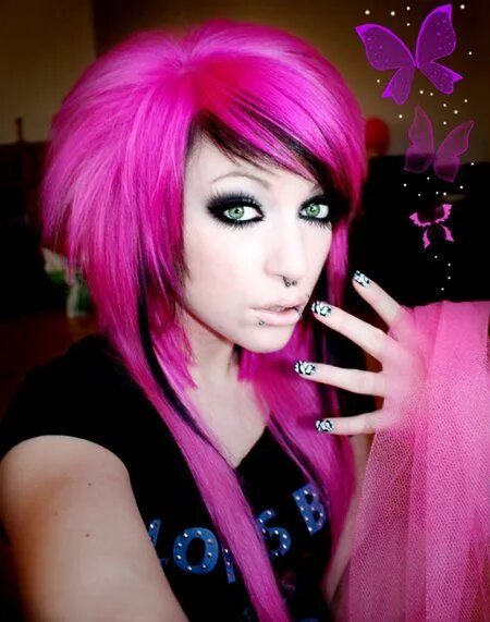 Прическа эмо для девочек neon pink hair w/ black highlights Scene hair, Hair color pink, Dyed hair