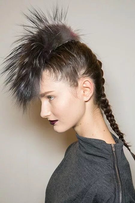 Прическа ежик для девочки Punk Rock Hairstyles for Fall 2013 Rock hairstyles, Punk hair, Punk rock hair