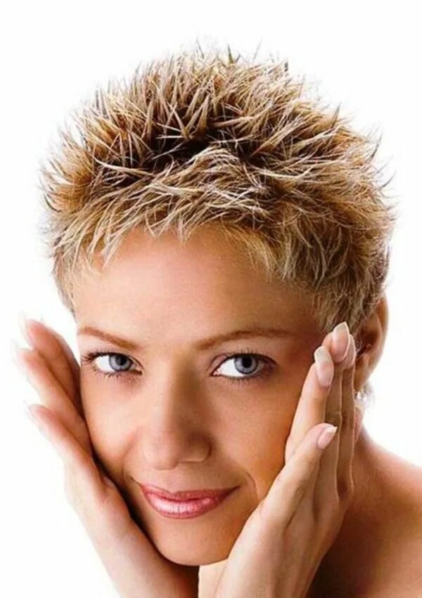 Прическа ежик женская фото Short Spikey Hairstyles For Women: Very Short Spikey Hairstyles For Women women-