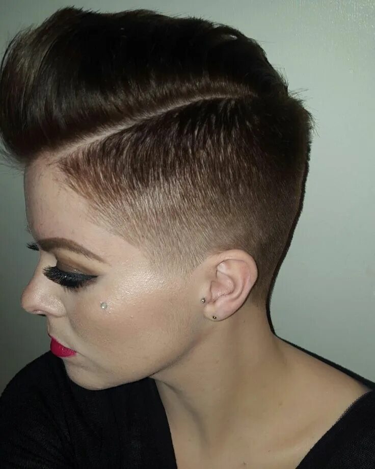 Прическа фейд женская Pin by Megan on Pixie Hair Short fade haircut, Fade haircut, Tapered haircut for