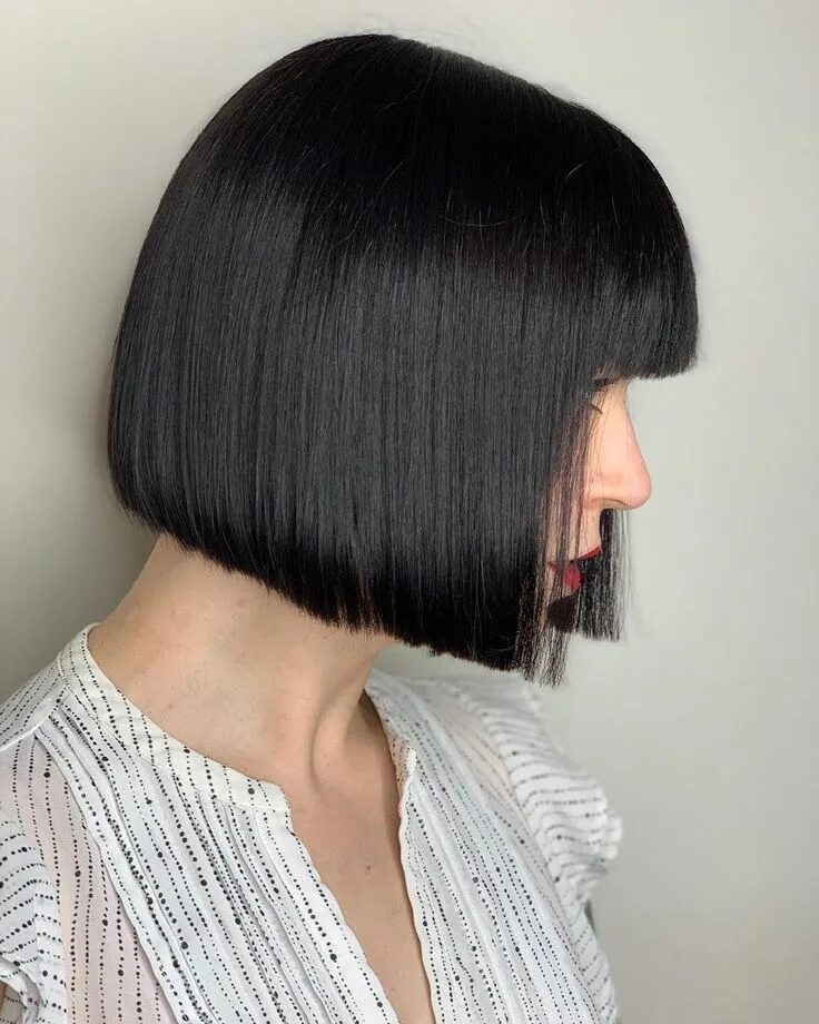 Прическа французское каре Minhwa Lee (@minhwaleehair) * Instagram photos and videos Choppy bob hairstyles,