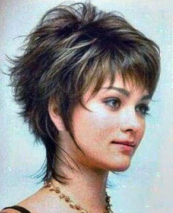 Прическа гаврош Resultado de imagen de Short Flippy Shag Hairstyles Short shaggy haircuts, Short