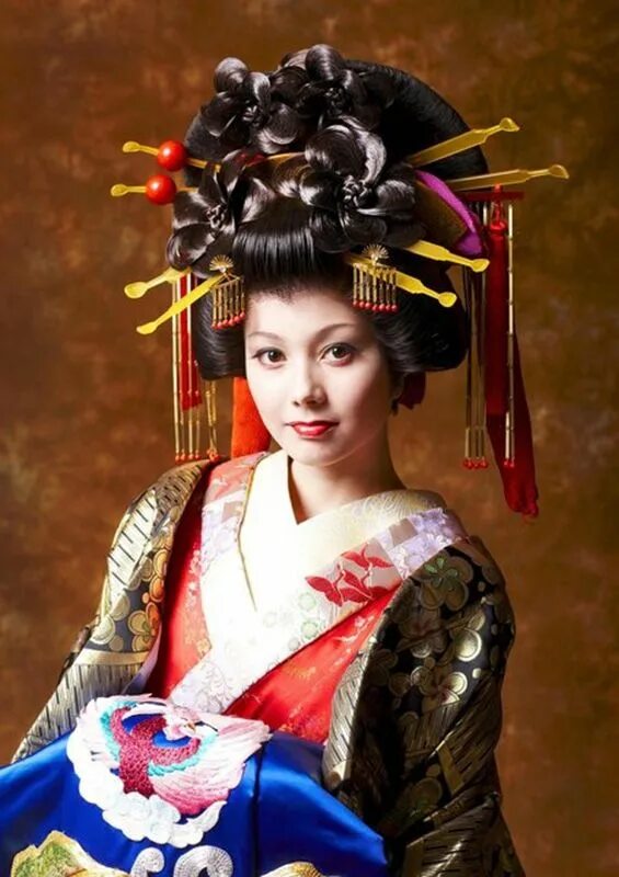 Прическа гейши фото Épinglé par Ariel Thilly sur Like a geisha - Photos Oriental, Misaki et Asie