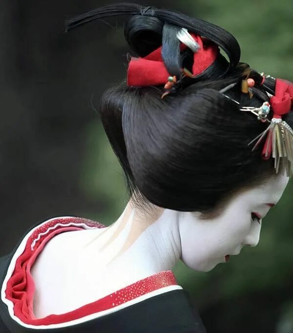 Прическа гейши фото Pin on Japan Geisha, Japanese geisha, Japan culture