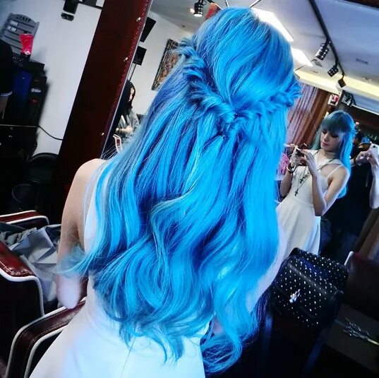 Прическа голубые волосы 日 本 Fashion!! ❤ Blue hair, Hair, Long hair styles