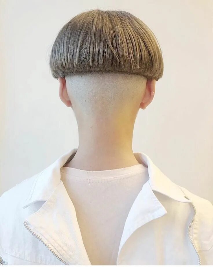 Прическа горшок длинные волосы Pin by Hugh Smith on Hairs in 2019 Hc hair, Bowl cut, Bowl haircuts