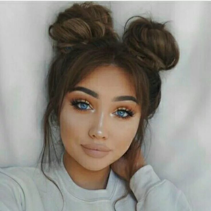 Прическа гульки по бокам для девочки ginabox ❤ мore @jнayetotнeworld Hairstyles for round faces, Cool hairstyles, Eas