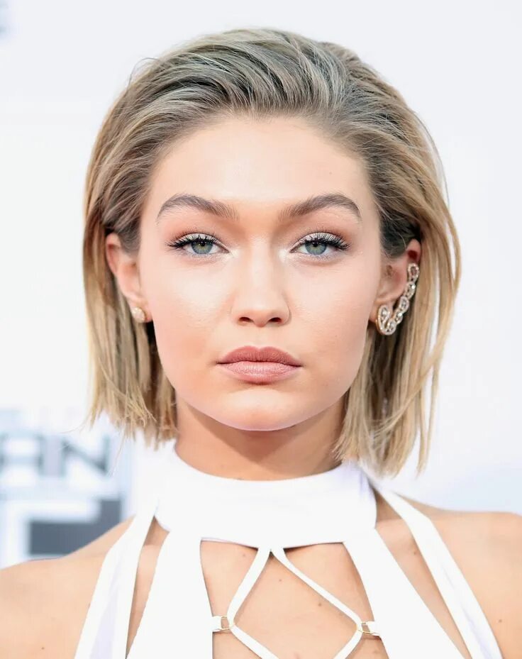 Прическа хадид Gigi Hadid Hair cuts, Celebrity hairstyles, Cool haircuts