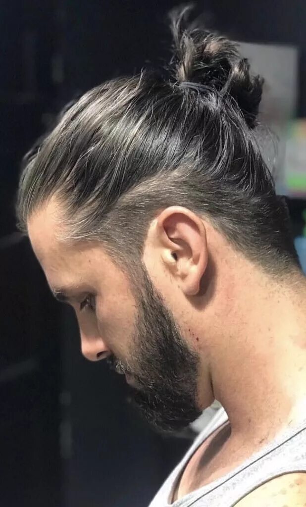 Прическа хвост мужская название Pin de Jean Gätjens Barbería em Man bun Cabelo cumprido masculino, Cabelo mascul