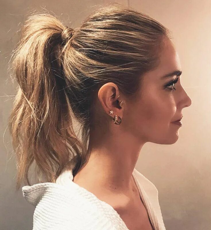 Прическа хвост на среднюю длину 3 Versatile 5-Minute Hairstyles To Try This Month Pretty ponytails, High ponytai